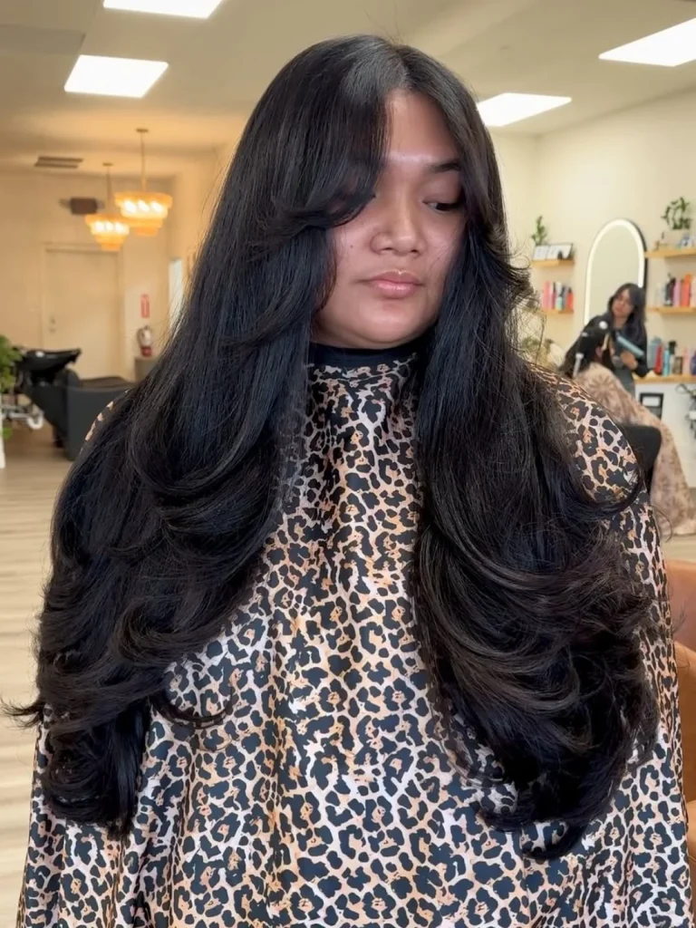 Angled Summer Haircut for Round Face 2026: The Most Flattering Cuts to Try Now