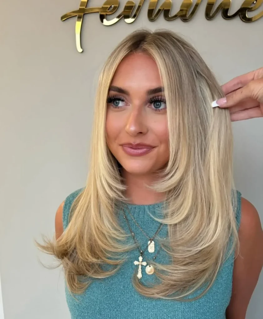 Angled Summer Haircut for Round Face 2026: The Most Flattering Cuts to Try This Season