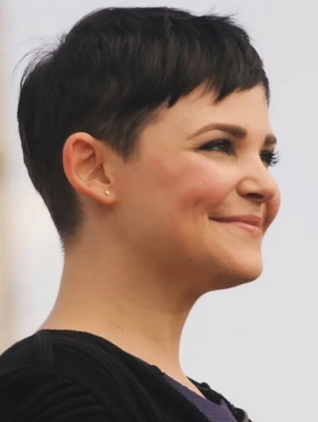 Angled Summer Haircut for Round Face 2026: The Most Flattering Cuts to Try This Season