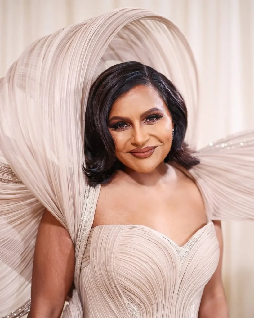 Angled Summer Haircut for Round Face 2026: The Most Flattering Cuts to Try Now