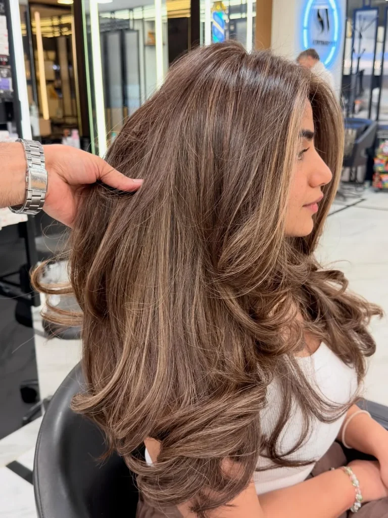 Ashy Summer Mushroom Brown Hair Color 2026: The Cool Brunette Trend Everyone’s Saving