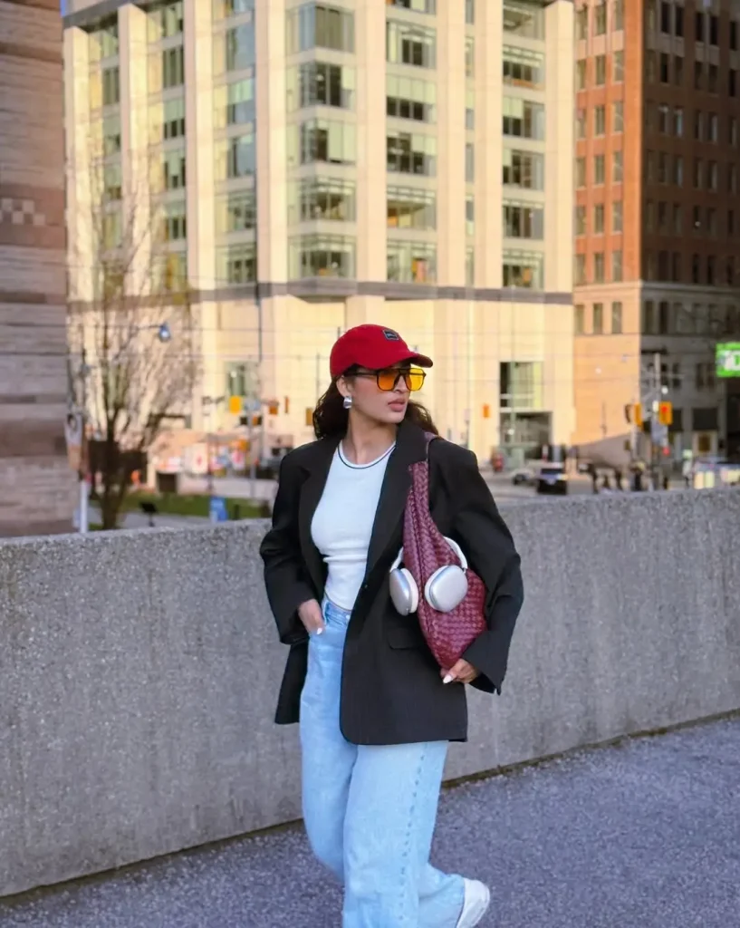 Casual Summer Blazer Outfits 2026: Effortless Women’s Style Ideas