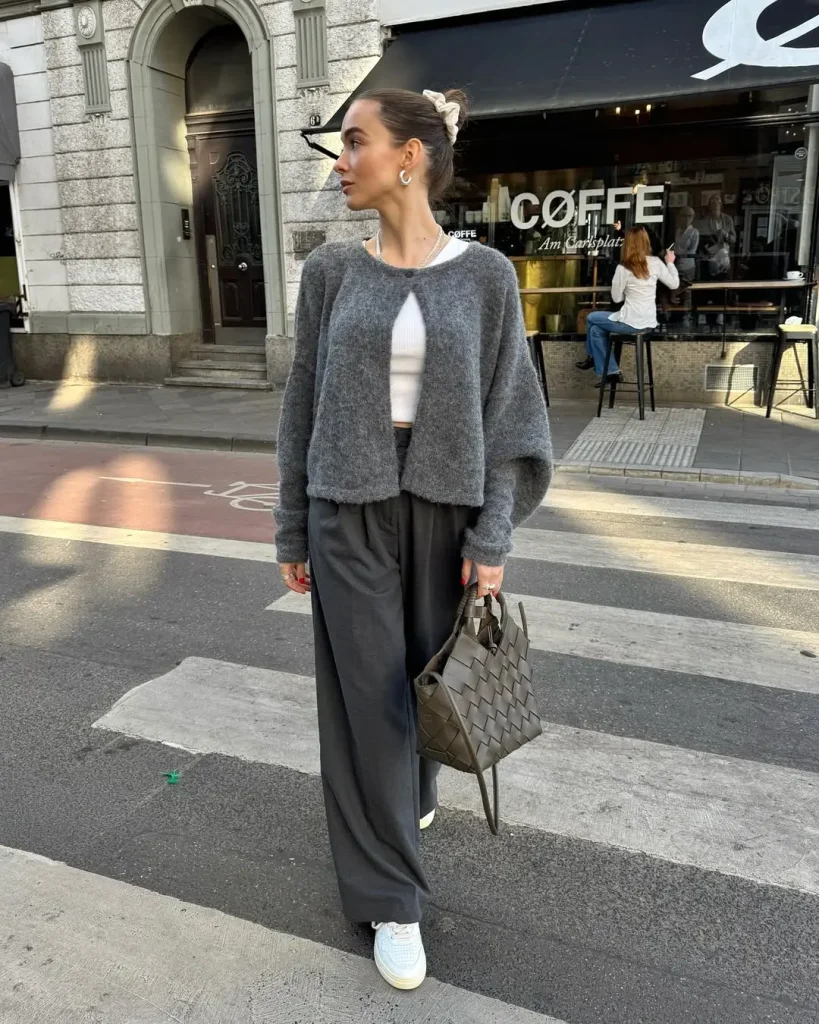 Cool Summer Streetwear 2026: Effortless Cool Girl Outfit Ideas