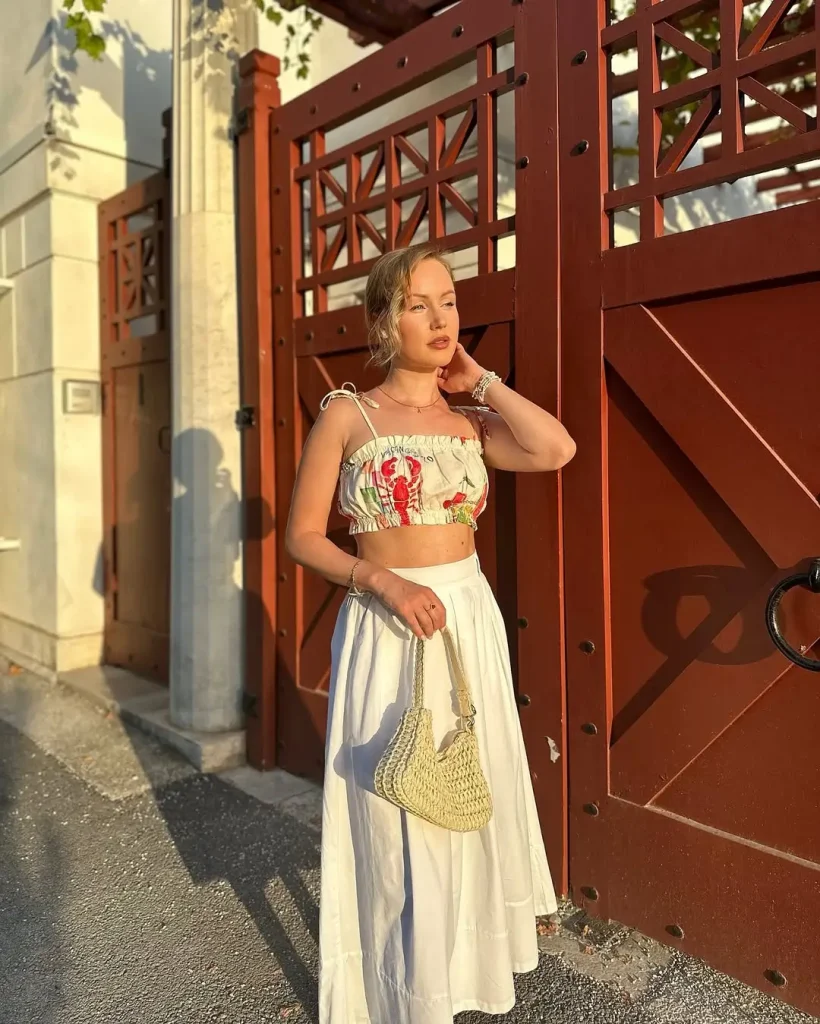 Halter Summer Crop Top Outfits 2026: Fresh Styling Ideas You’ll Actually Want to Wear