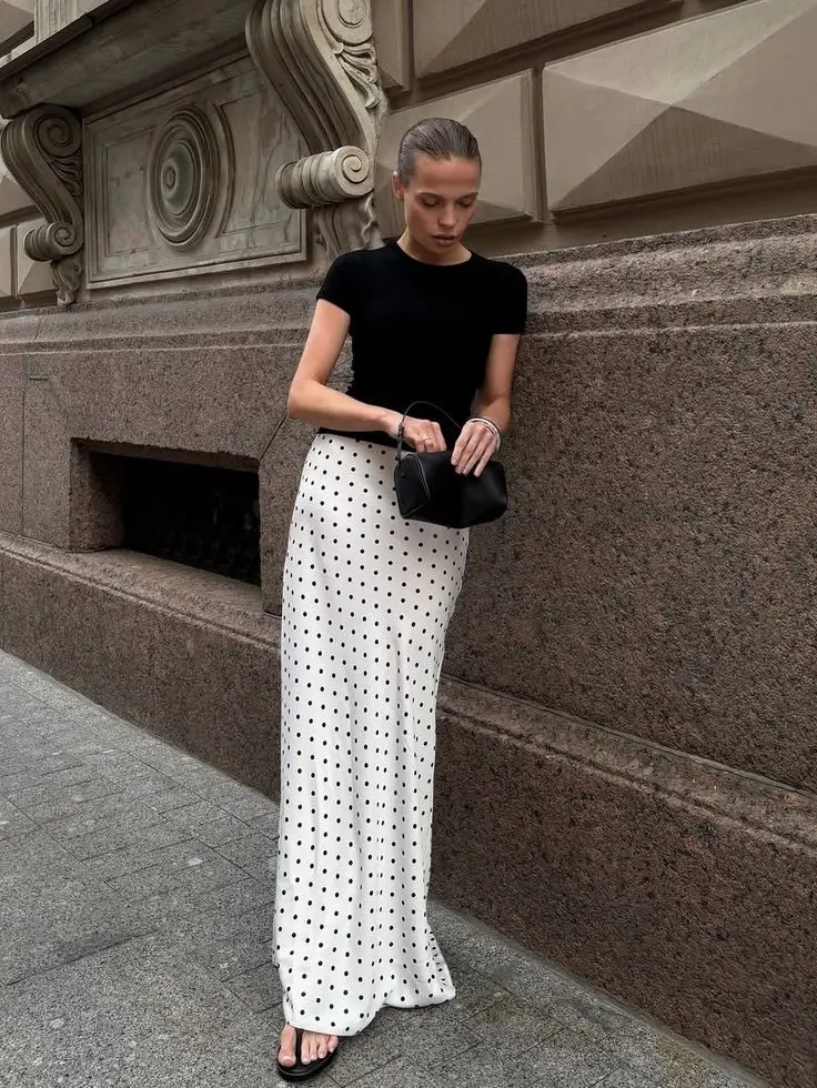 Maxi Skirt Outfits Summer 2026: Effortless Aesthetic & Modest Style Ideas