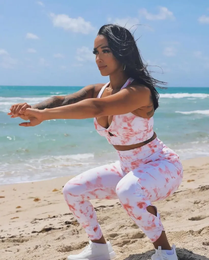 Sporty Legging Outfits Summer 2026: 25 Stylish & Comfortable Looks You’ll Love