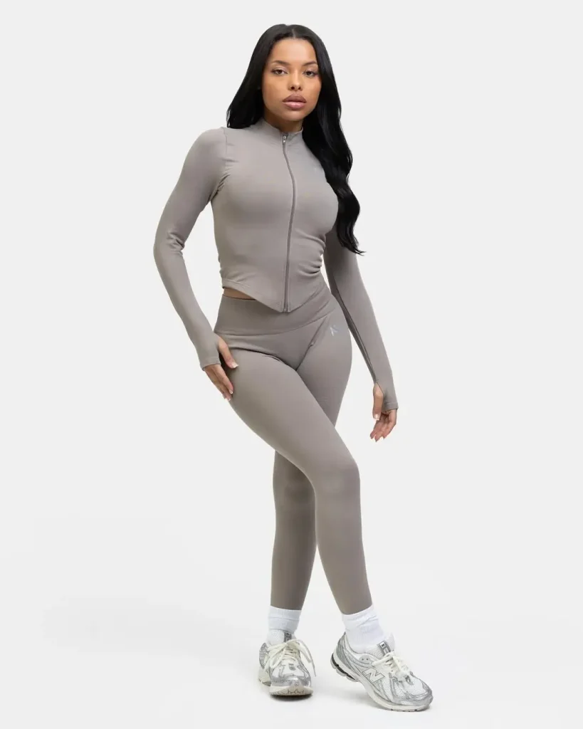 Sporty Legging Outfits Summer 2026: 25 Stylish & Comfortable Looks You’ll Love