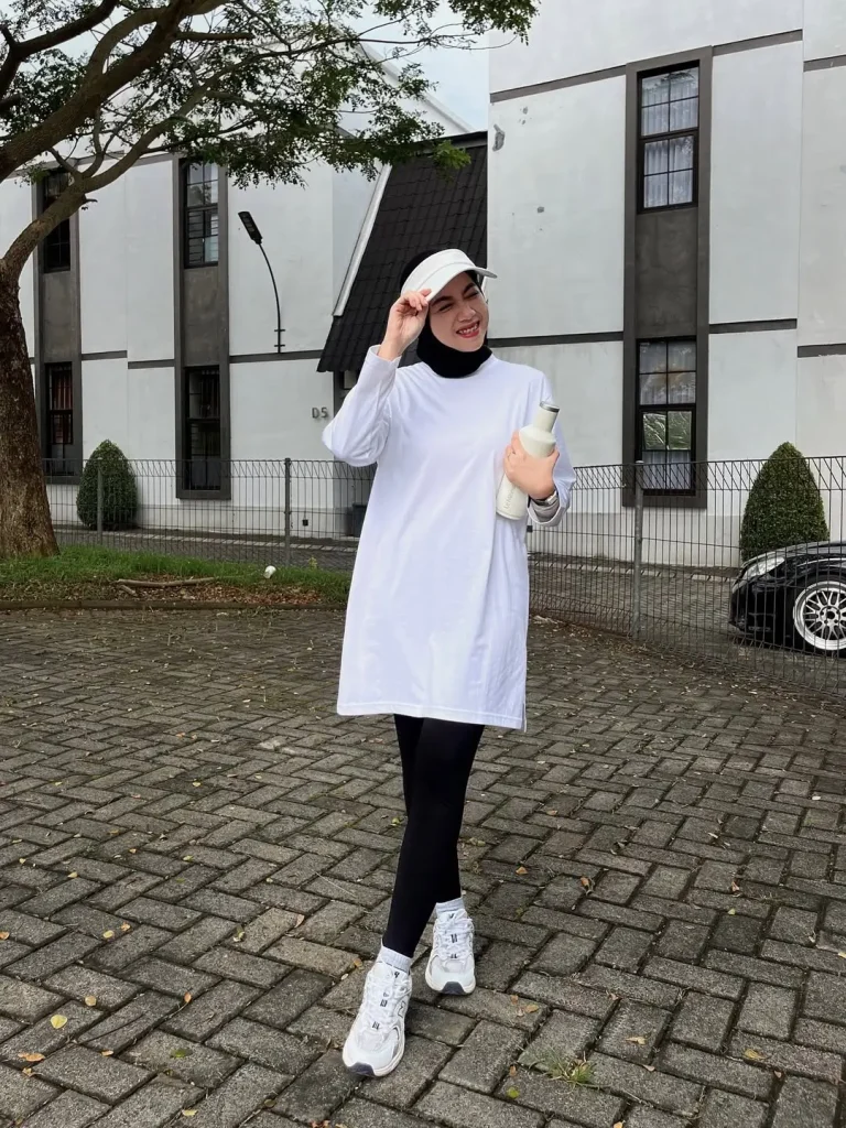 Sporty Legging Outfits Summer 2026: 25 Stylish & Comfortable Looks You’ll Love