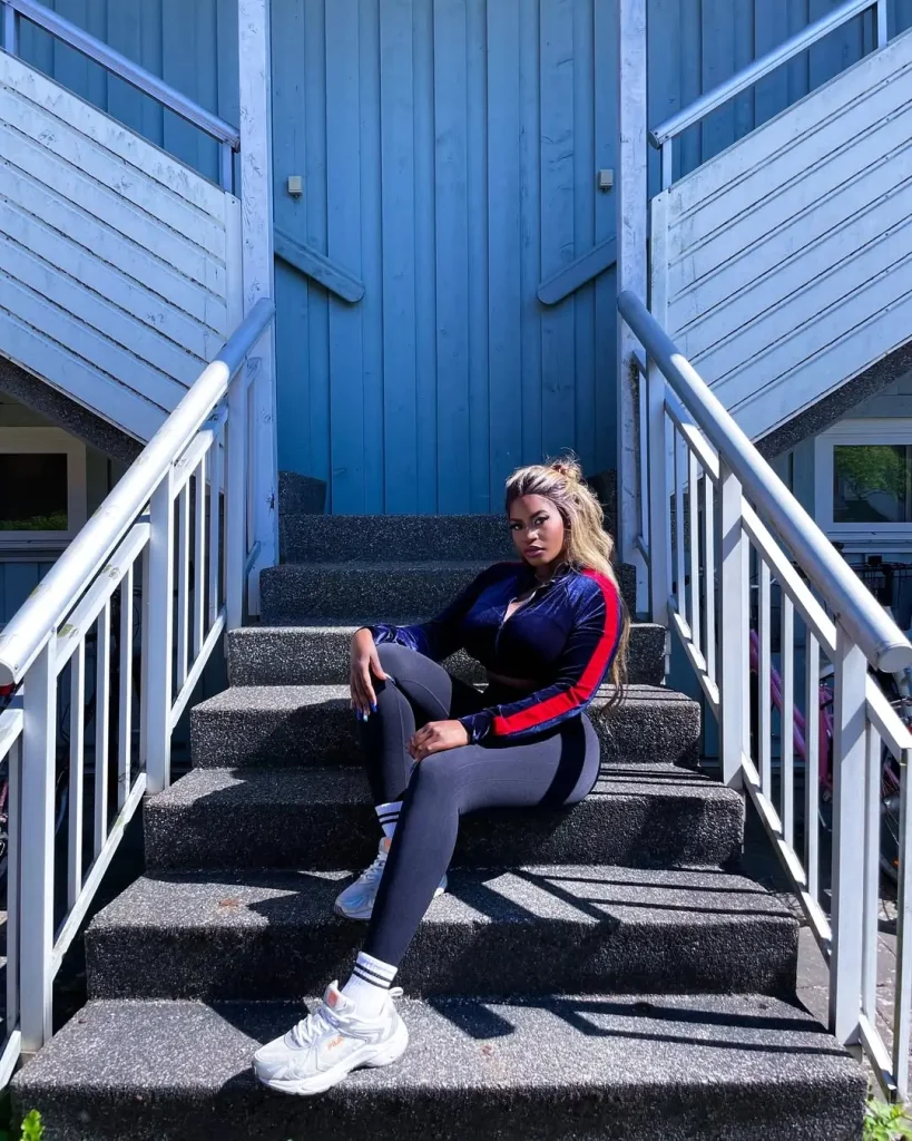 Sporty Legging Outfits Summer 2026: 25 Stylish & Comfortable Looks You’ll Love