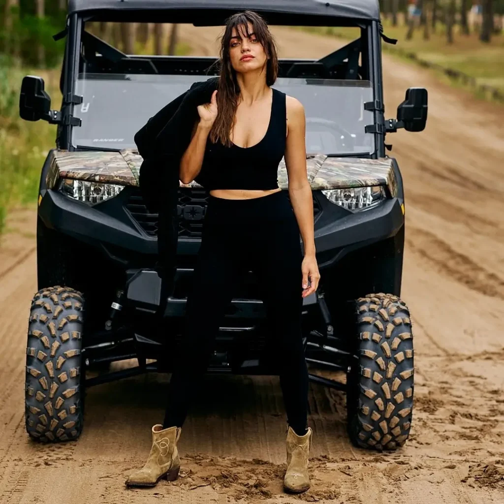 Sporty Legging Outfits Summer 2026: 25 Stylish & Comfortable Looks You’ll Love