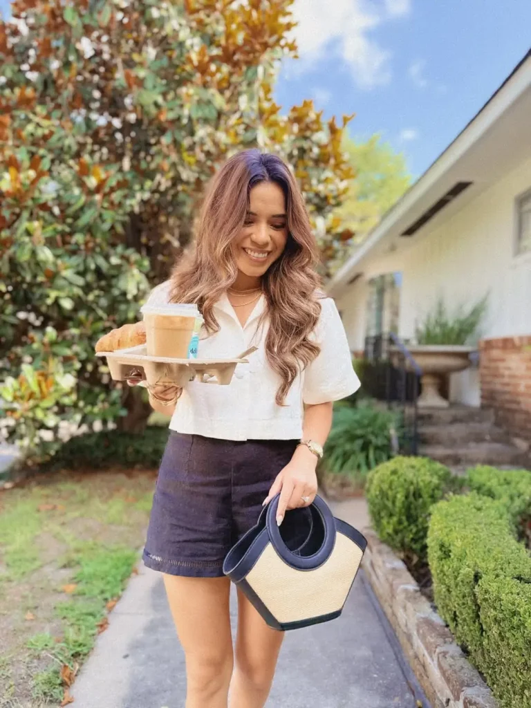 Summer Linen Outfits 2026: Effortless Looks You’ll Actually Want to Wear  SEO Title: