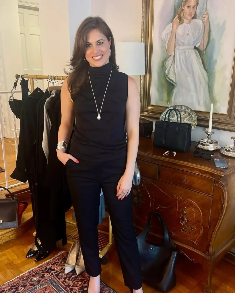 Summer Sleeveless Tops 2026: Effortless Outfit Ideas You’ll Actually Want to Wear