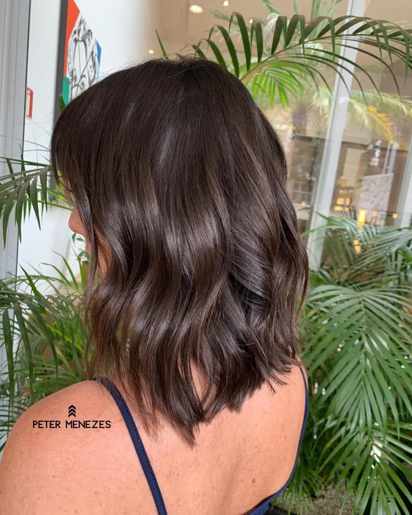 Fresh Summer Haircuts for Medium Hair 2026: Trendy Layers, Soft Waves & Chic Blowouts