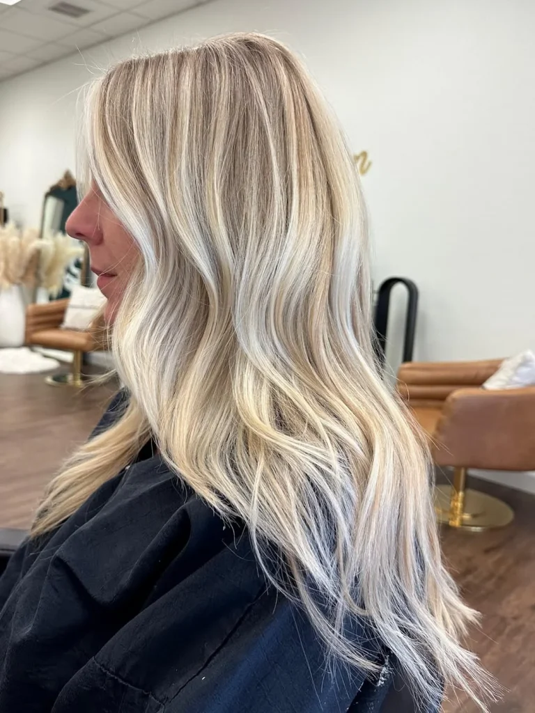 Glossy Summer Honey Blonde Hair Color 2026 That Looks Expensive and Effortless