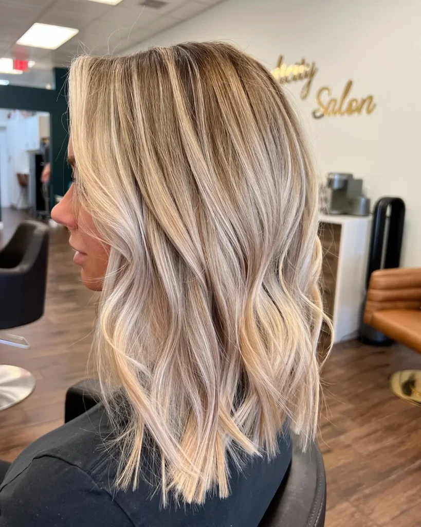 Glossy Summer Honey Blonde Hair Color 2026 That Looks Expensive and Effortless