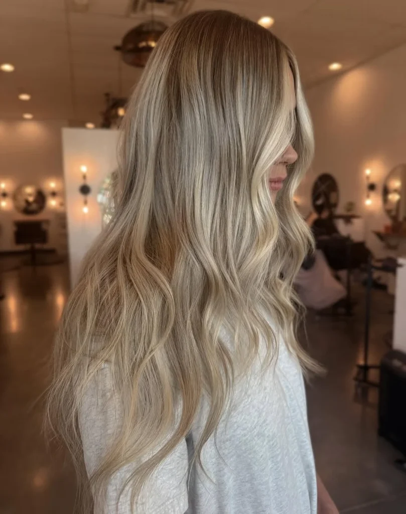 Glossy Summer Honey Blonde Hair Color 2026 That Looks Expensive and Effortless