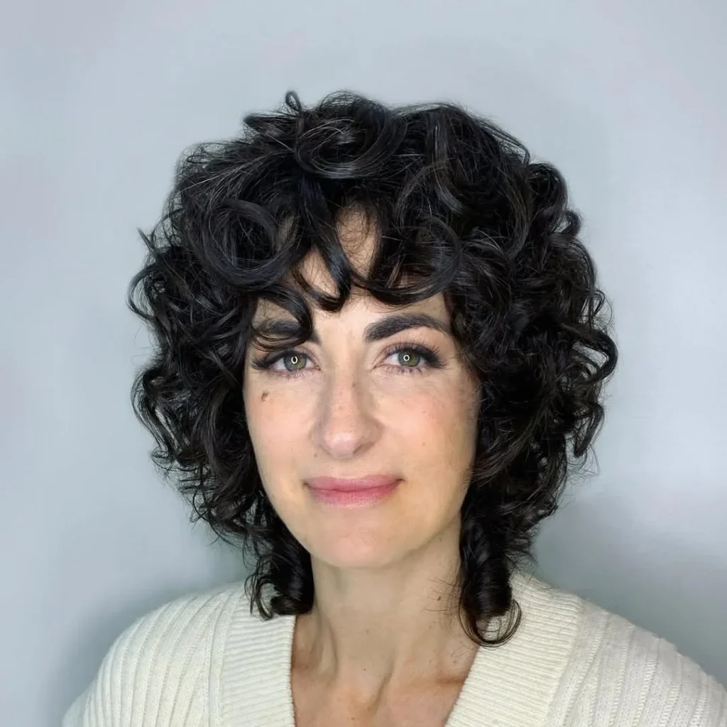 Layered Summer Shag Hairstyle 2026 Ideas That Feel Cool, Textured, and Effortless