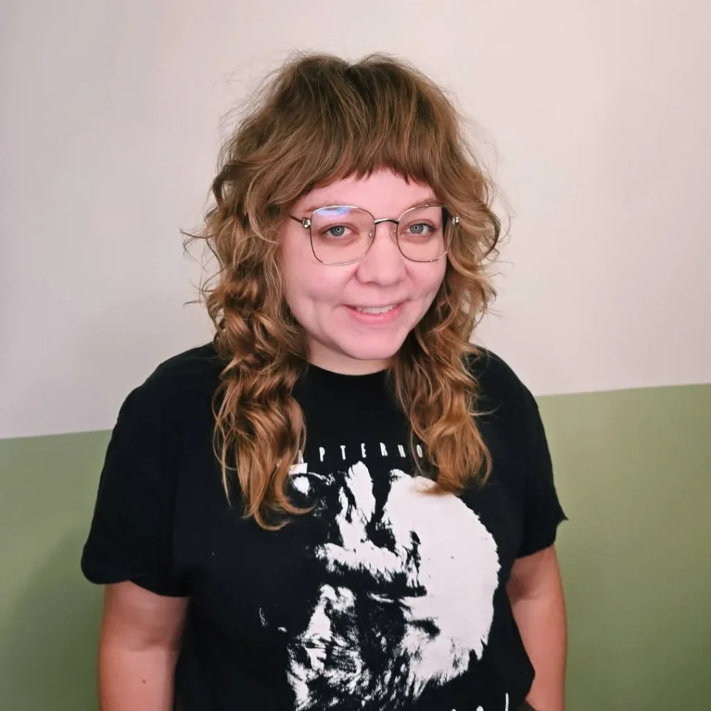 Layered Summer Shag Hairstyle 2026 Ideas That Feel Cool, Textured, and Effortless