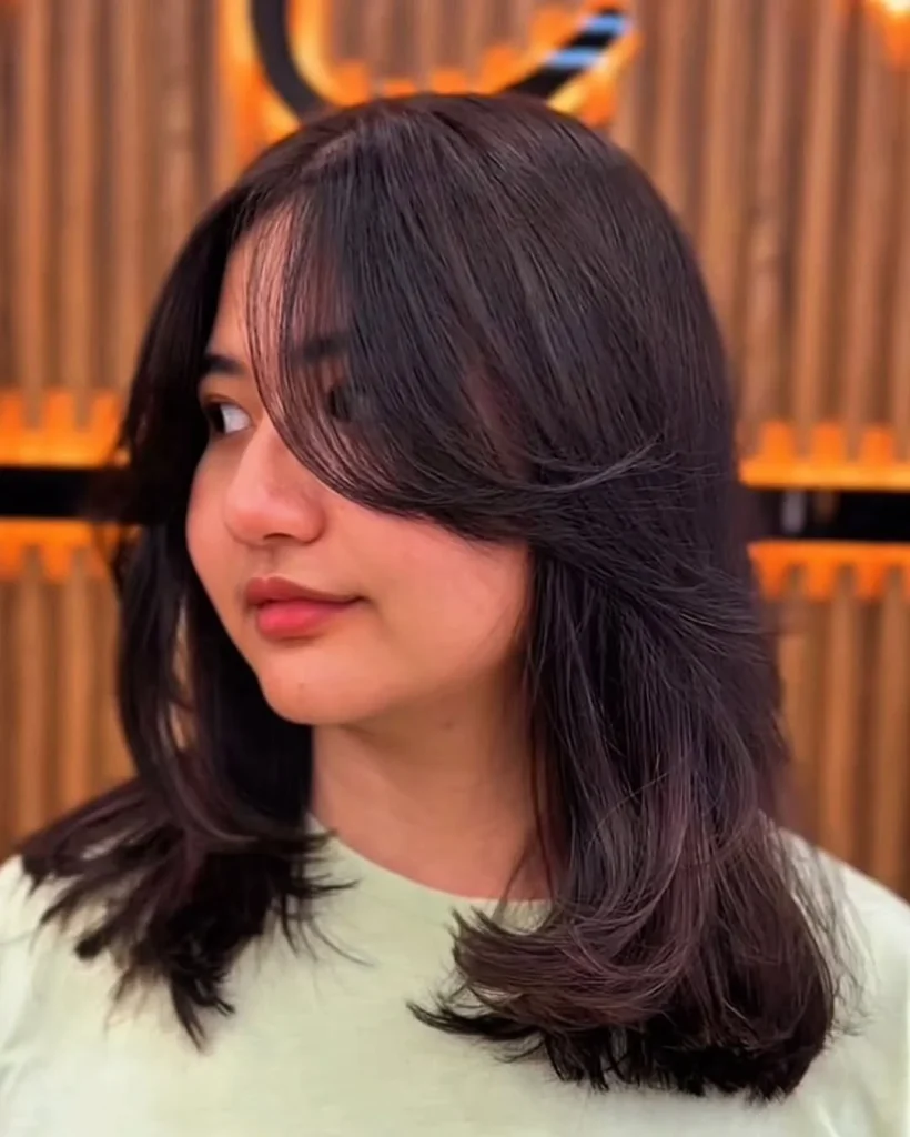 Long Summer Haircut for Round Face 2026: Trendy Layered Styles You’ll Want This Season