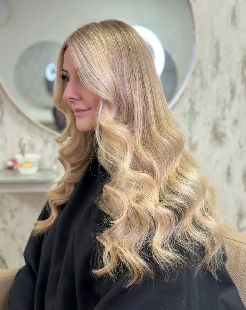 Pretty Summer Champagne Honey Blonde Hair Color Ideas for 2026