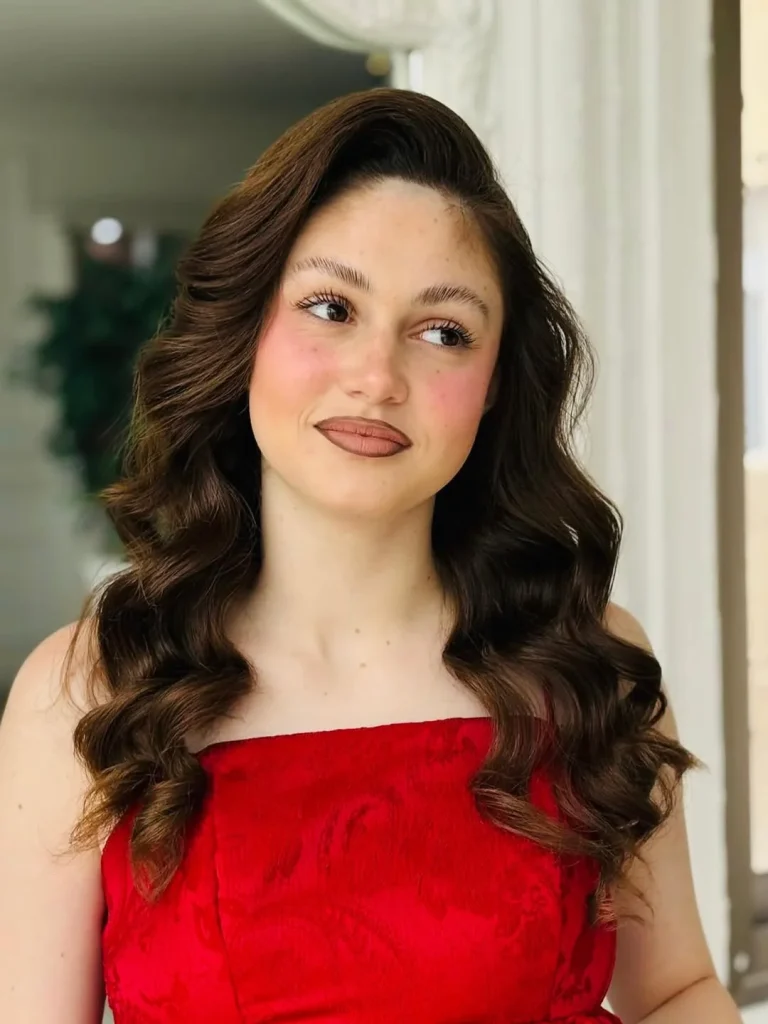 Salon Summer Wavy Hairstyle 2026 Ideas That Make Hair Look Effortlessly Expensive