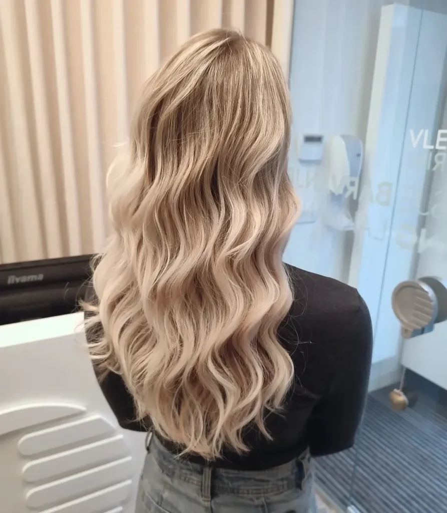 Salon Summer Wavy Hairstyle 2026 Ideas That Make Hair Look Effortlessly Expensive