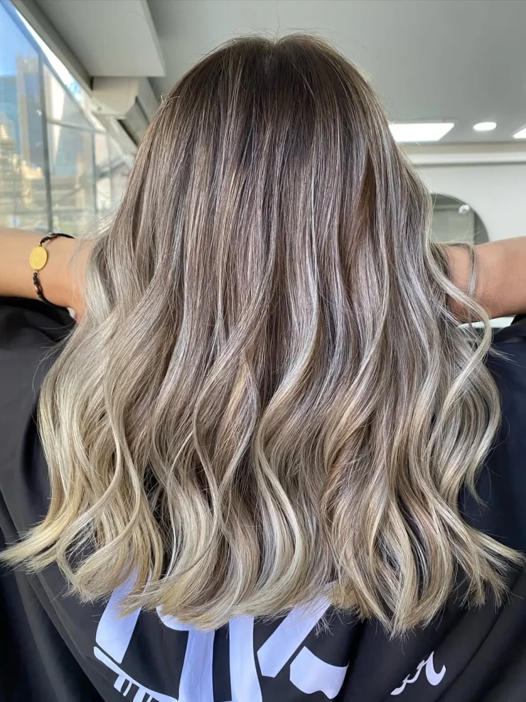 Sun-Dipped Summer Ombre Hair Color 2026: Trendy Ideas for a Soft, Natural Glow