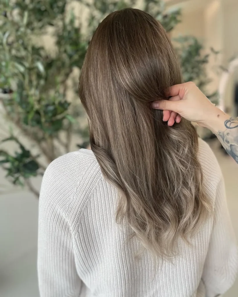 Warm Summer Mushroom Brown Hair Color 2026: Soft, Dimensional Shades You’ll Actually Want to Try