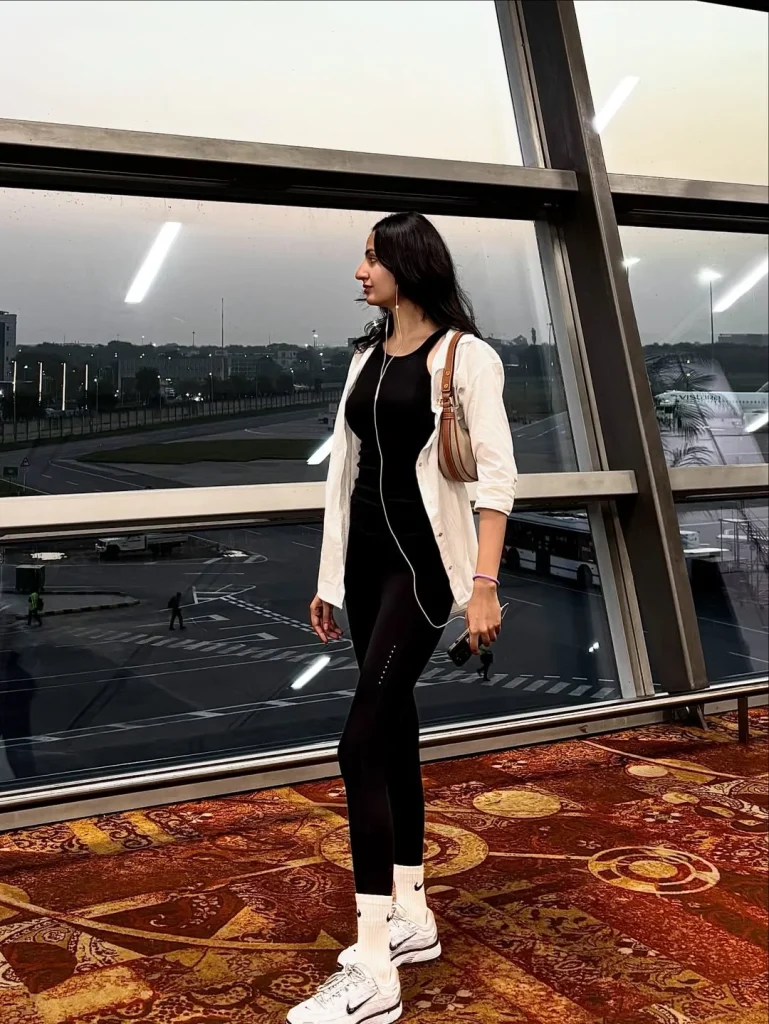 Comfortable Fall Travel Outfits 2026: Chic and Cozy Airport Looks for Every Trip