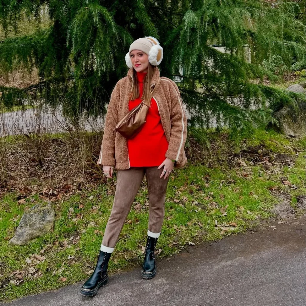 Comfy Mom Outfits Fall Aesthetic 2026: 24 Cozy & Chic Looks You'll Want to Wear Every Day