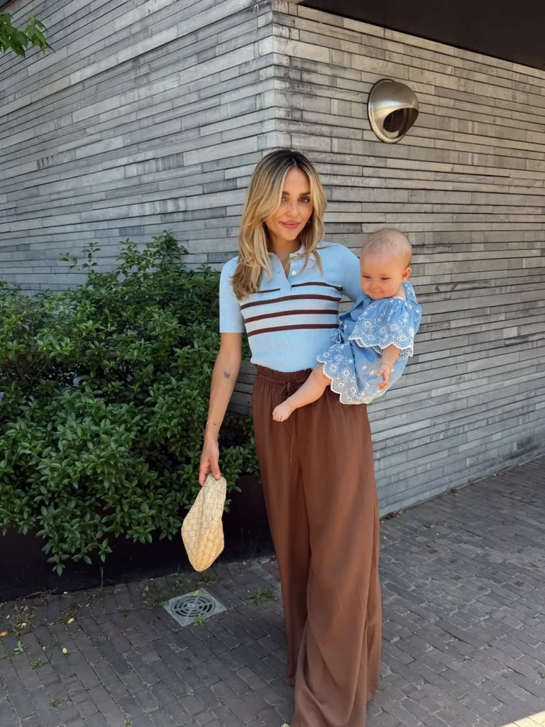 Comfy Mom Outfits Fall Aesthetic 2026: 24 Cozy & Chic Looks You'll Want to Wear Every Day