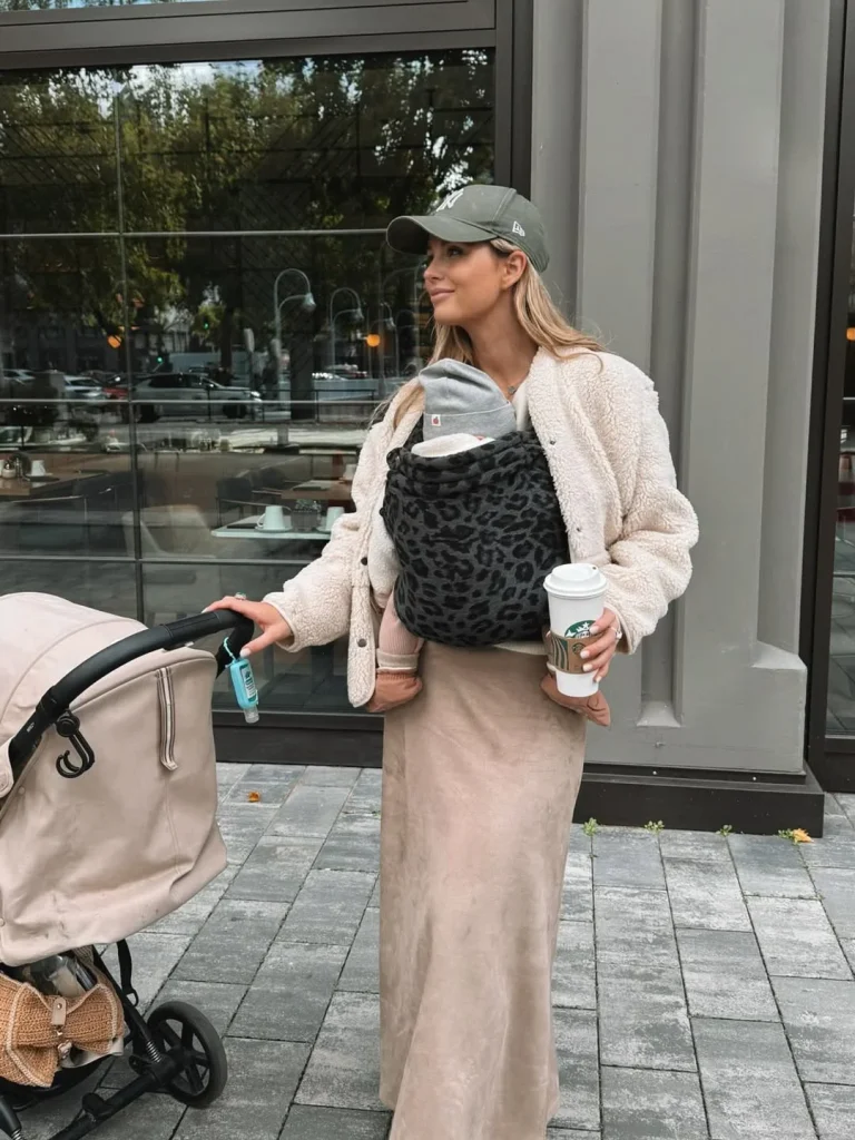 Comfy Mom Outfits Fall Aesthetic 2026: 24 Cozy & Chic Looks You'll Want to Wear Every Day