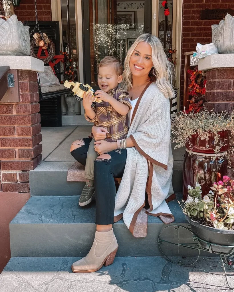 Comfy Mom Outfits Fall Aesthetic 2026: 24 Cozy & Chic Looks You'll Want to Wear Every Day