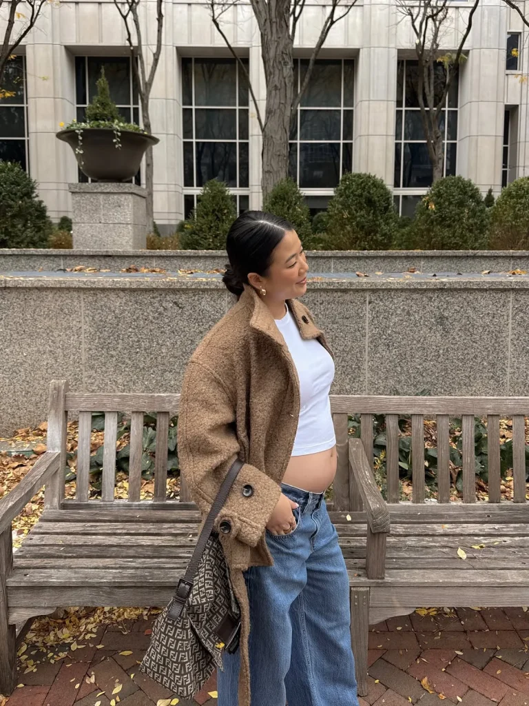 Comfy Pregnancy Outfits For Fall 2026: 25 Cozy & Chic Maternity Looks You'll Love