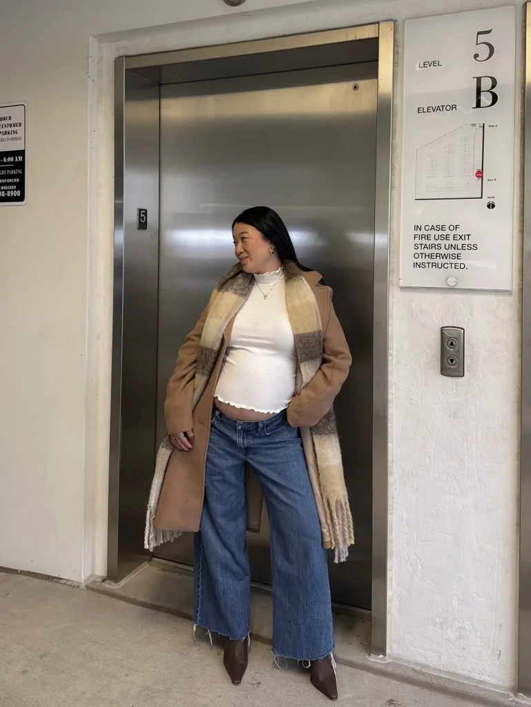 Comfy Pregnancy Outfits For Fall 2026: 25 Cozy & Chic Maternity Looks You'll Love