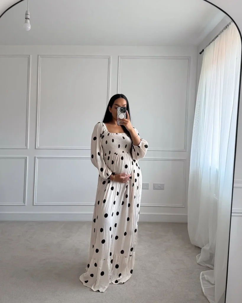 Comfy Pregnancy Outfits For Fall 2026: 25 Cozy & Chic Maternity Looks You'll Love