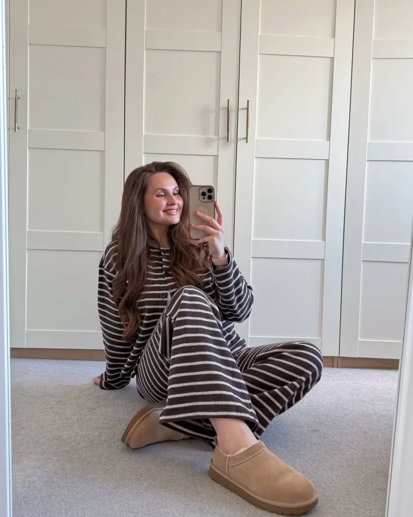 Comfy Pregnancy Outfits For Fall 2026: 25 Cozy & Chic Maternity Looks You'll Love