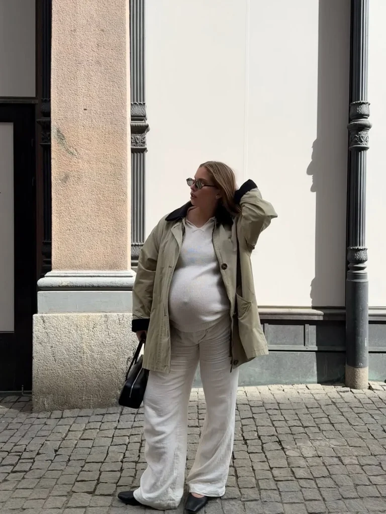 Comfy Pregnancy Outfits For Fall 2026: 25 Cozy & Chic Maternity Looks You'll Love