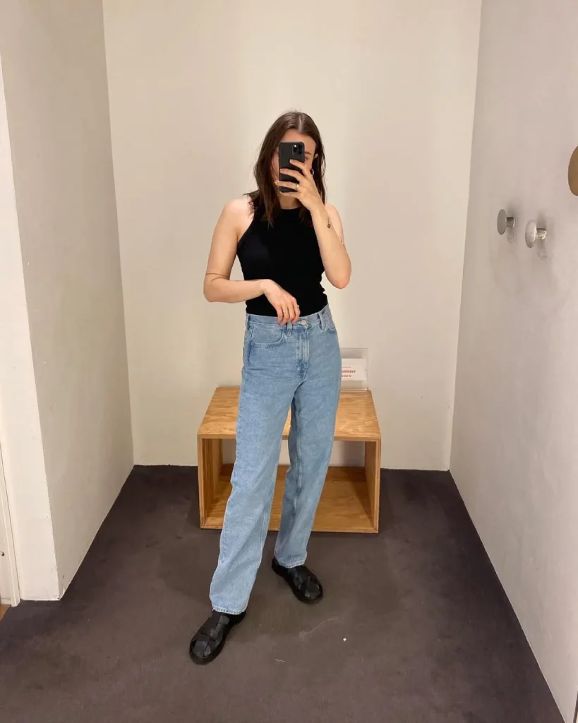 Early Summer Outfits 2026: Chic and Effortless Looks to Copy This Season