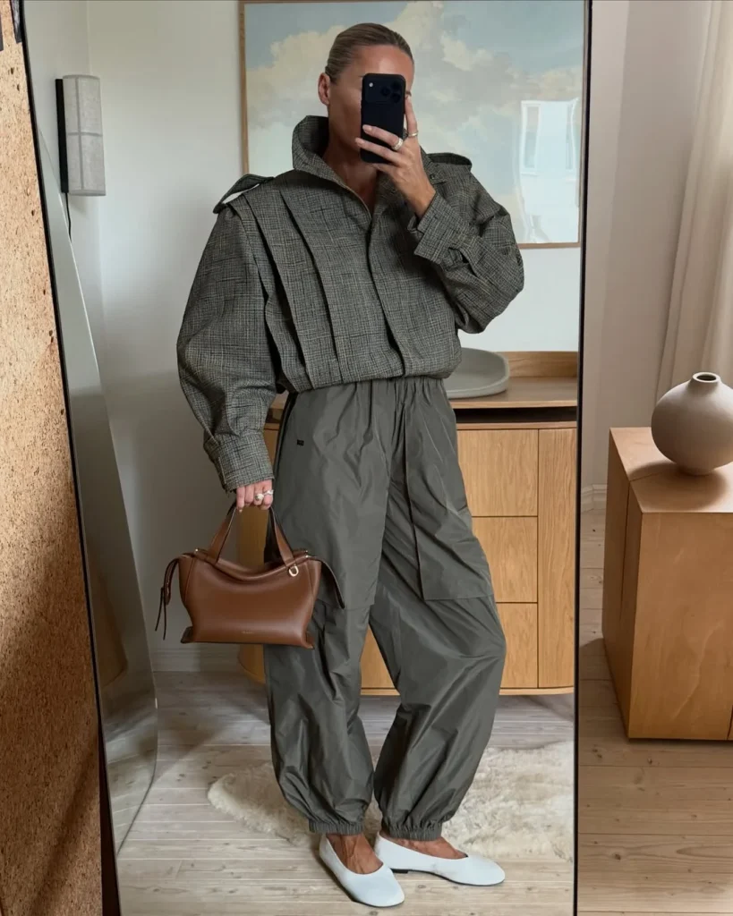 Early Summer Outfits 2026: Chic and Effortless Looks to Copy This Season
