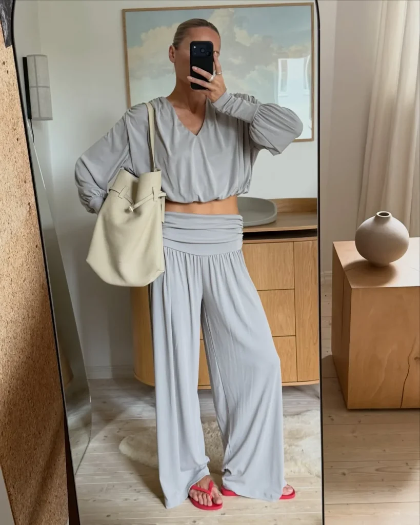 Early Summer Outfits 2026: Chic and Effortless Looks to Copy This Season