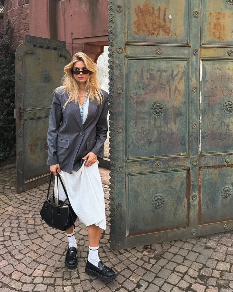 Fall Business Casual Outfits For Women 2026: 25 Chic Office Looks to Elevate Your Work Wardrobe