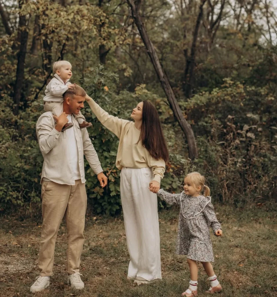 Fall Family Picture Outfits 2026: Stylish Ideas for Every Family Photo Session