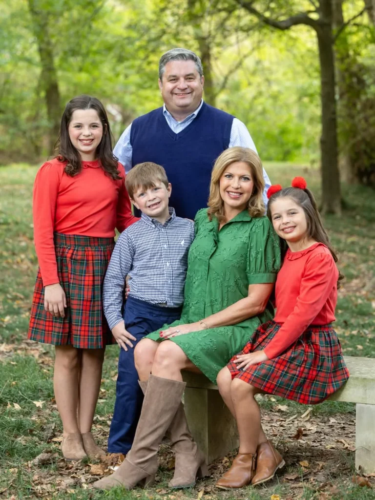 Fall Family Picture Outfits 2026: Stylish Ideas for Every Family Photo Session