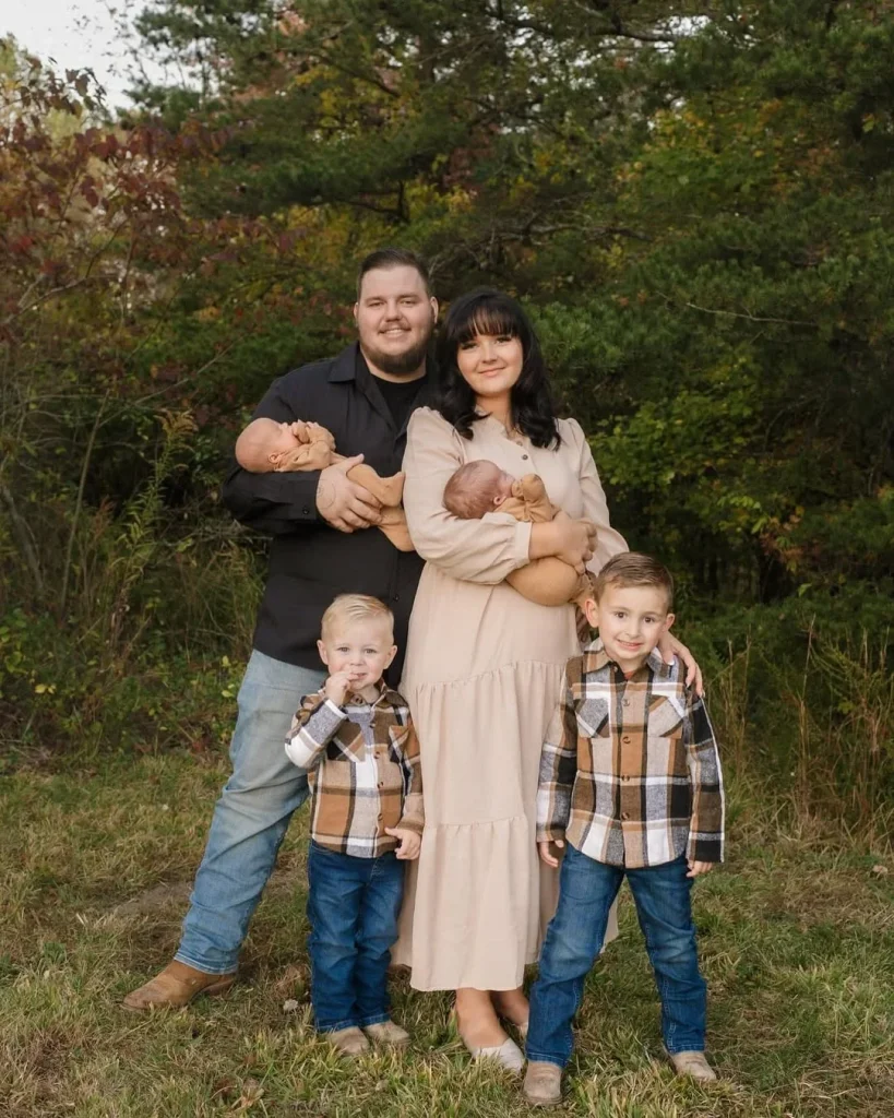Fall Family Picture Outfits 2026: Stylish Ideas for Every Family Photo Session
