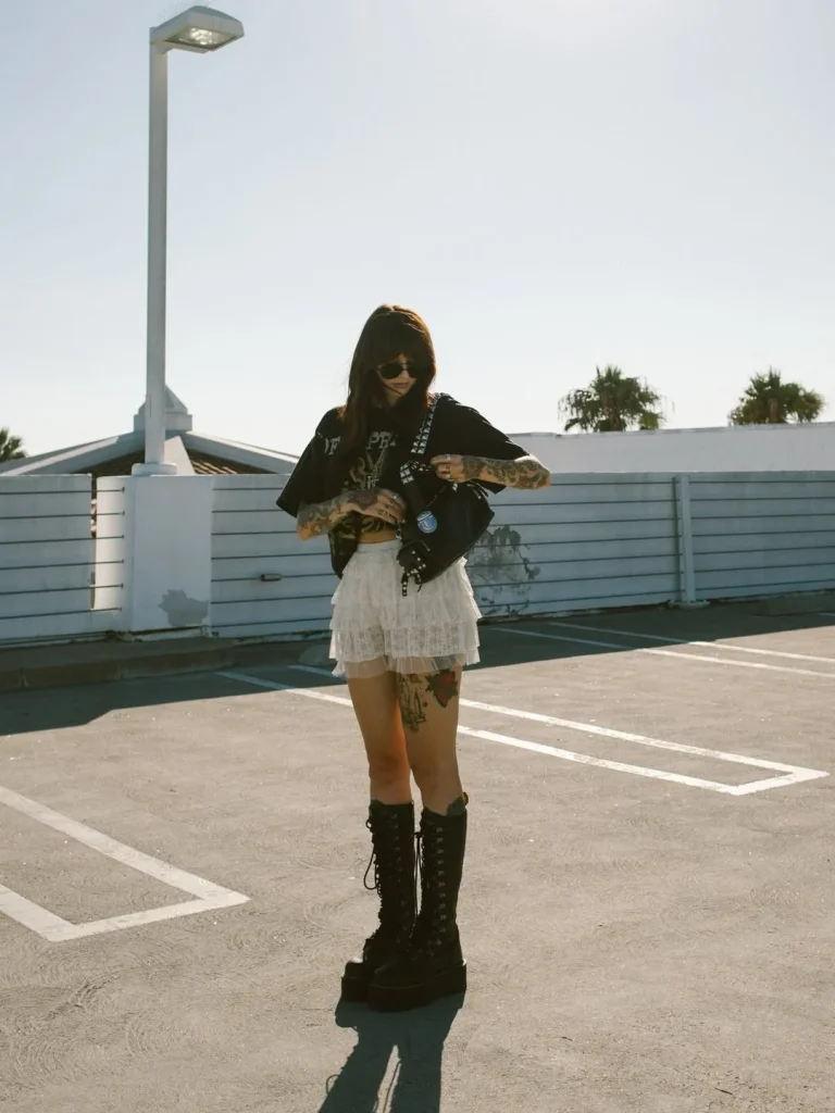 Fall Festival Outfits For Women 2026: 26 Stylish Looks for Every Concert & Autumn Event