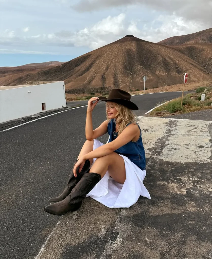 Fall Festival Outfits For Women 2026: 26 Stylish Looks for Every Concert & Autumn Event