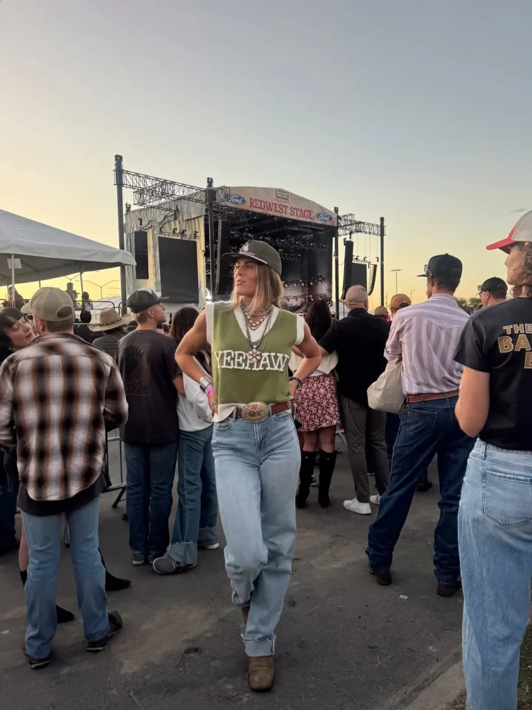 Fall Festival Outfits For Women 2026: 26 Stylish Looks for Every Concert & Autumn Event