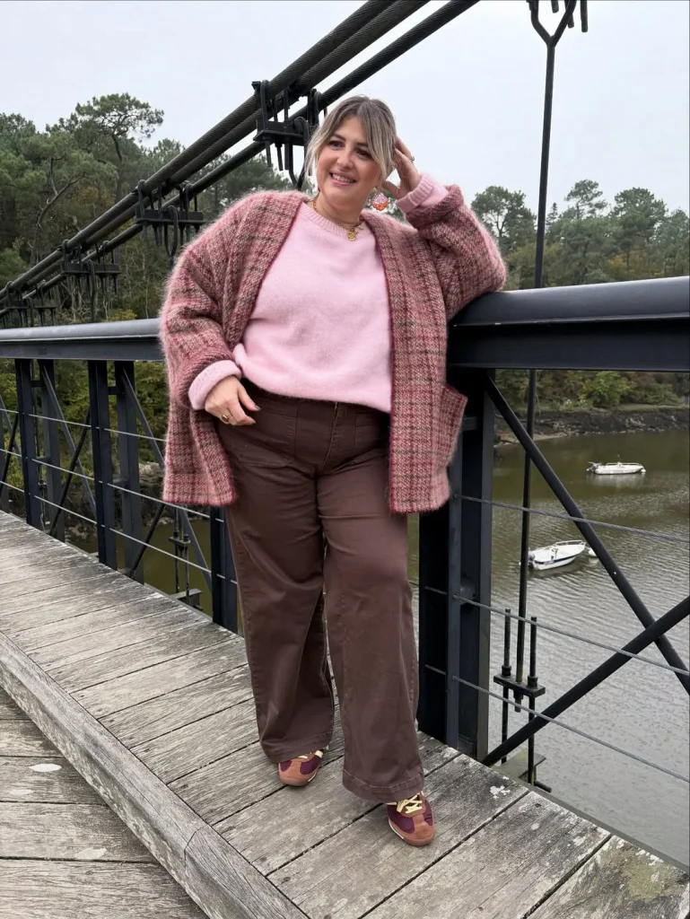 Fall Outfits For Big Busted Women 2026: Flattering and Stylish Looks for Every Occasion