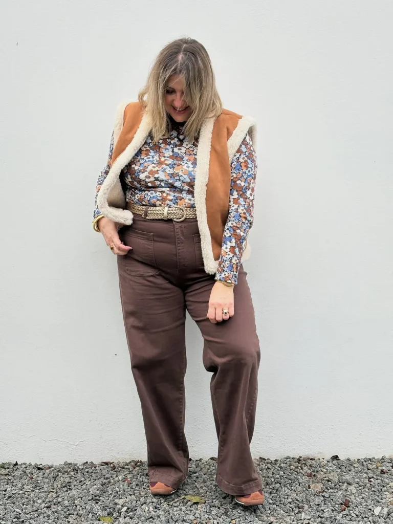 Fall Outfits For Big Busted Women 2026: Flattering and Stylish Looks for Every Occasion